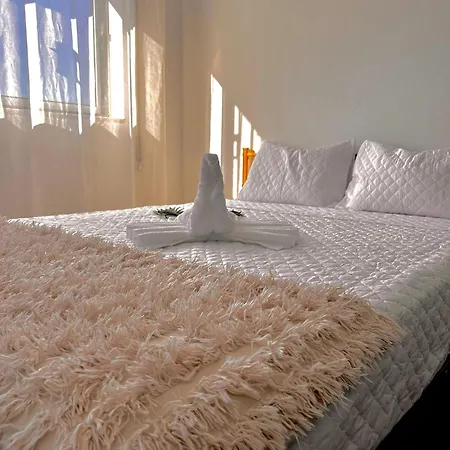 Flat 150 Mt With Garage Apartamento